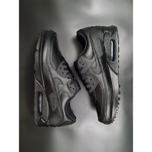 Nike Air Max 90. Leather Triple Black. SIZE 10.5 - CZ5594-001 main image 6